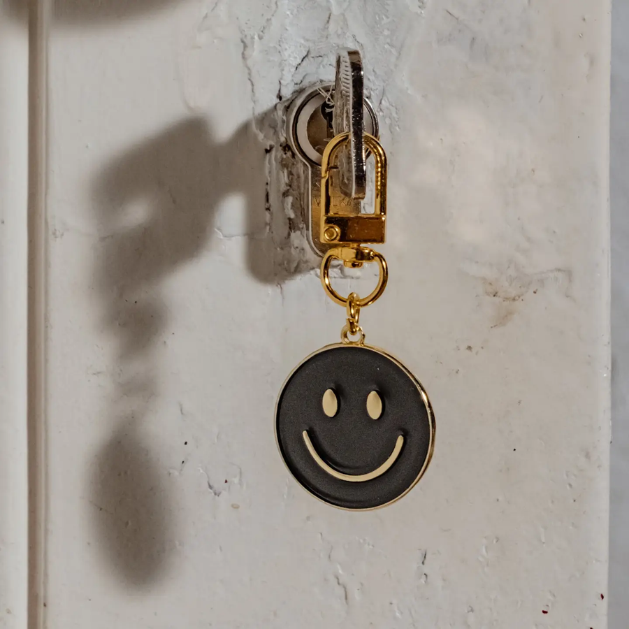 smiley key tag
